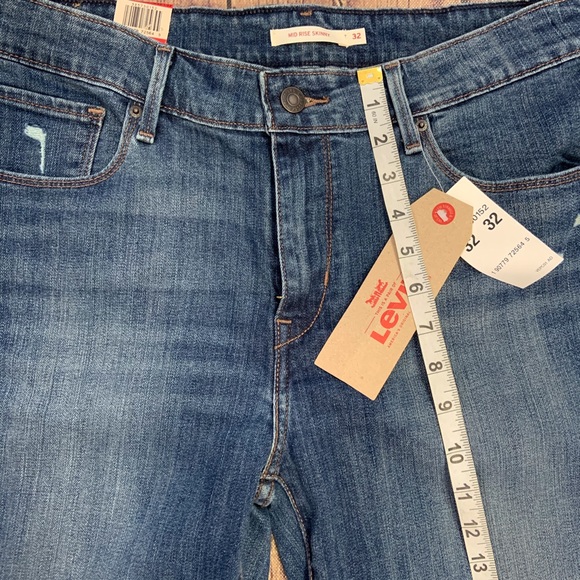 NWT Levi Mid Rise Skinny Jeans - Picture 3 of 6